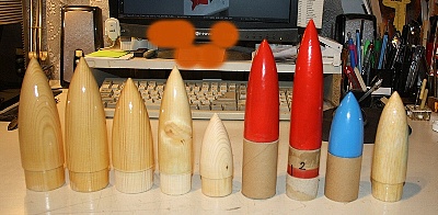 Hlavice 5x dřevo borovice,4x balza