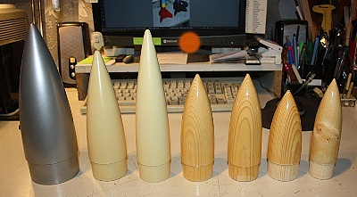 Zleva 3x lit&aacute; PU hlavice ,zbytek dřevo borovice